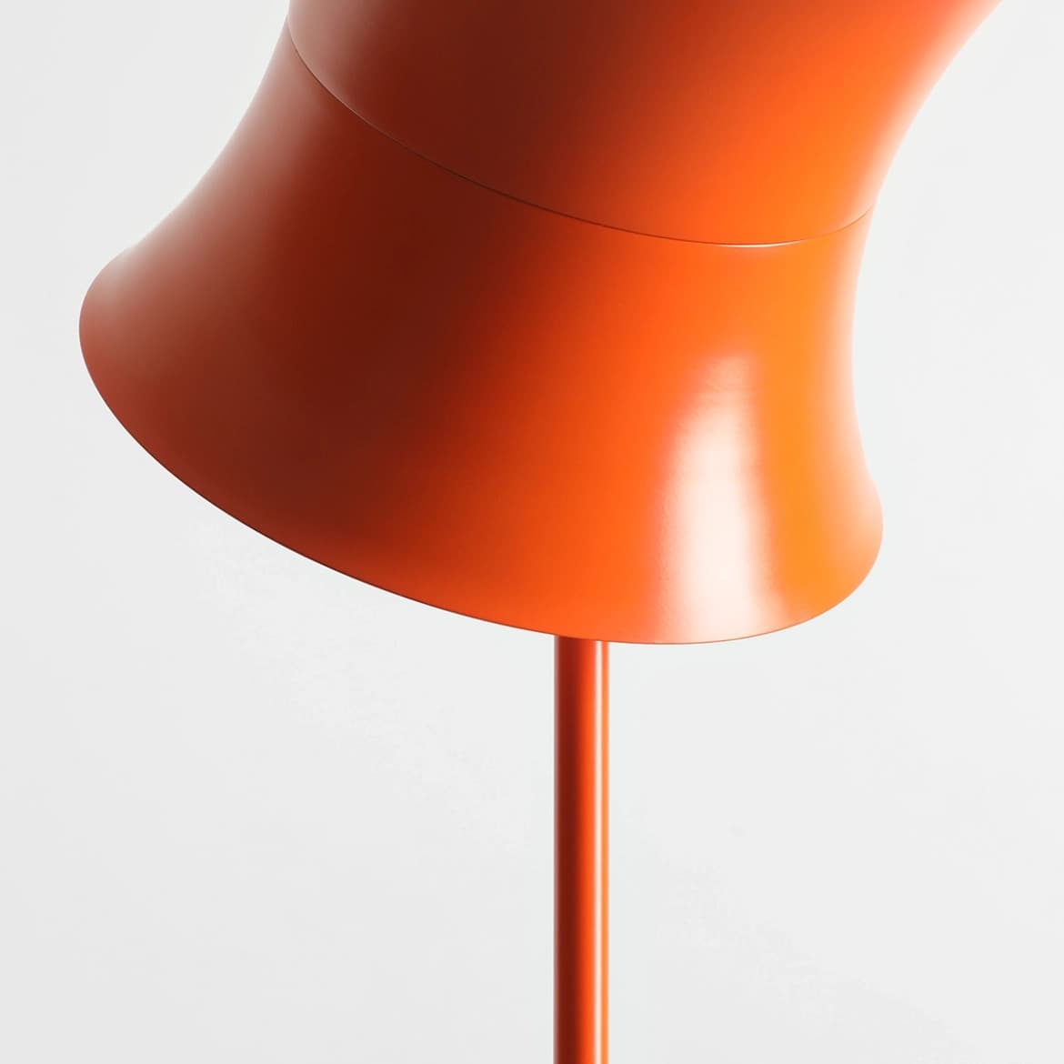 Lampa podłogowa retro Kibo kobaltowa, proj. N. Szpunar, Artera - 360001
