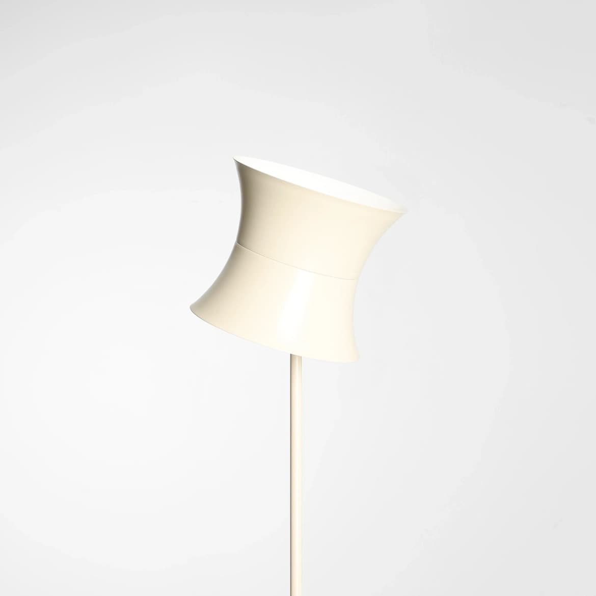Lampa podłogowa retro Kibo kremowa, proj. N. Szpunar, Artera - 360037