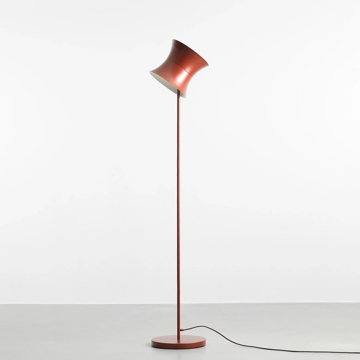 Lampa podłogowa retro Kibo ceglana, proj. N. Szpunar, Artera - 360057