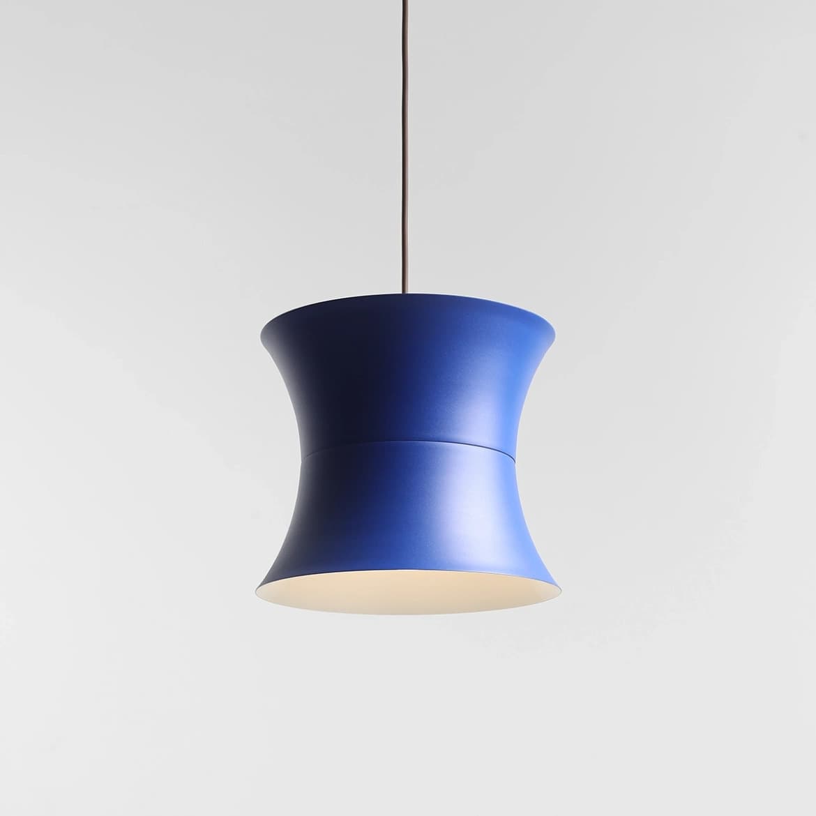 Lampa wisząca retro Kibo kobaltowa, proj. N. Szpunar, Artera - 360532