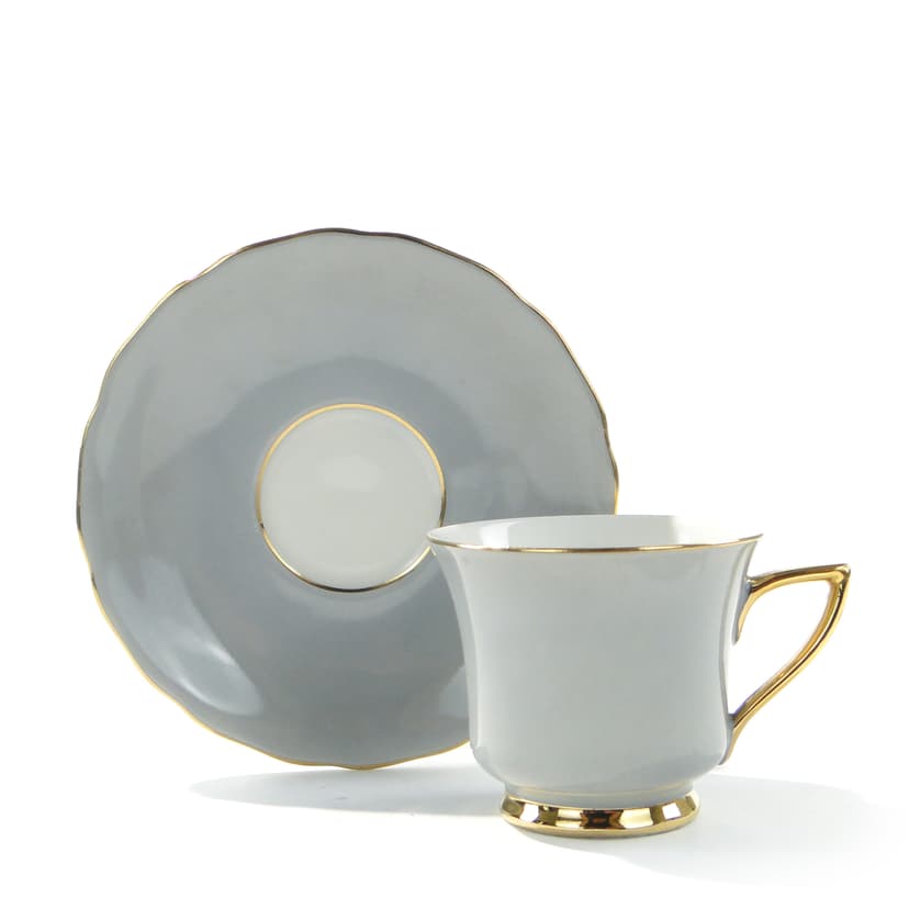 Filiżanka do espresso Windsor, porcelana biała szkliwiona złocona, lata 50.