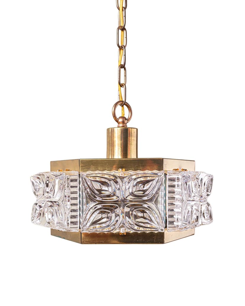 Lampa sufitowa, szkło przezroczyste, mosiądz złoty, proj. C. Fagerlund, Orrefors, Szwecja, lata 70.