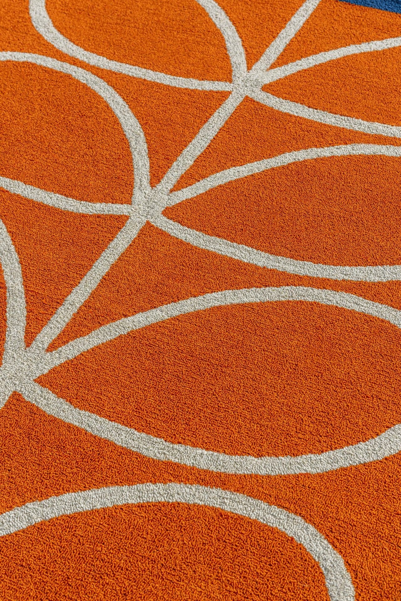 Dywan zewnętrzny Linear Stem Orange pomarańczowy, beżowy, niebieski, biały 160x230 cm, Orla Kiely - 375377