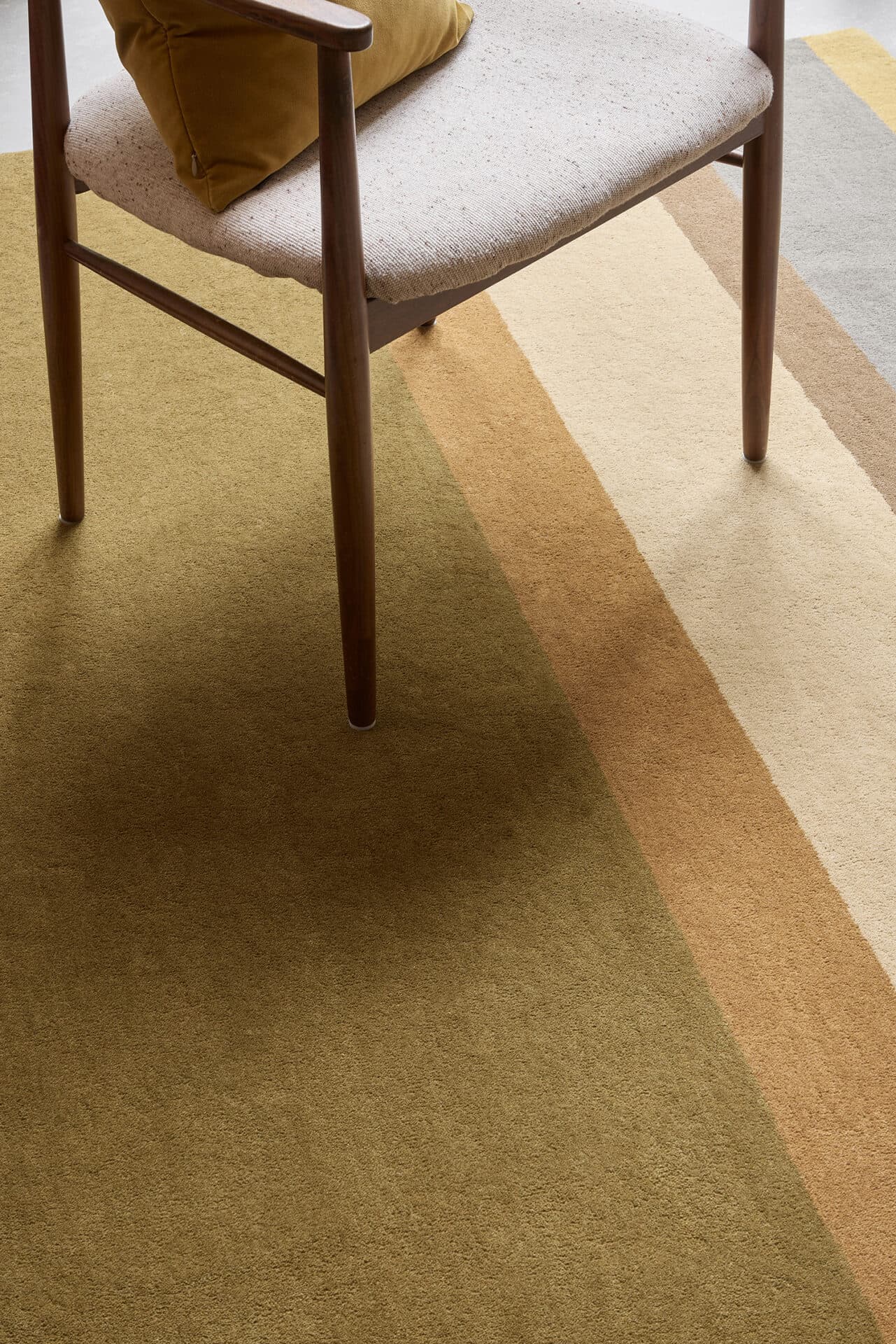 Rug Decor Linear Earth olive 140x200, wool, Brink&Campman - 378353
