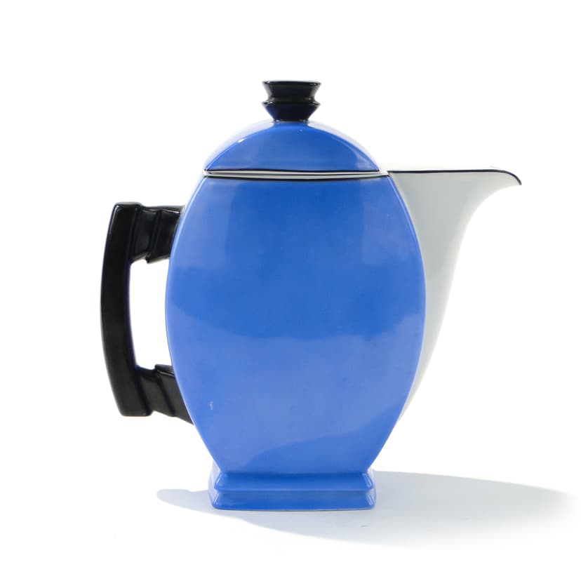 Coffee pot Płaski, blue white black, porcelain, Ćmielów, Poland, 1930s.