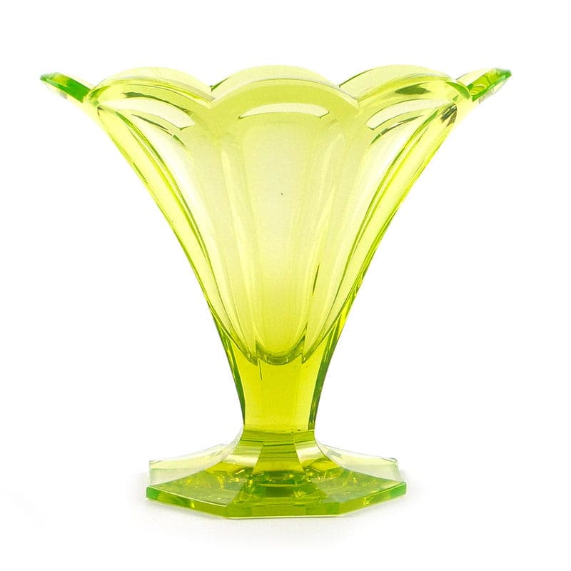 Vase Art Deco, yellow-green crystal, Ludwik Moser & Sohne, 1930s