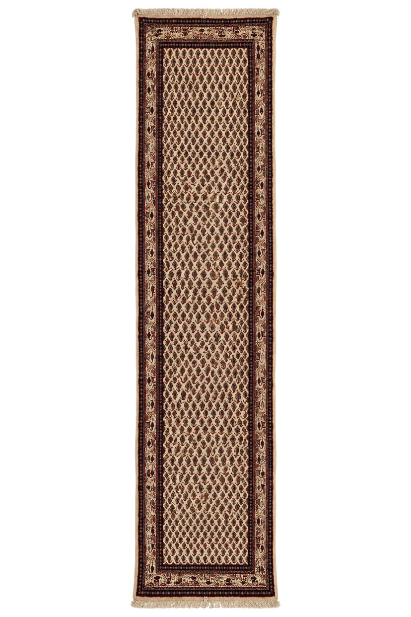 Runner Saruq Mir 400x77 cm, beige wool, 1980s.