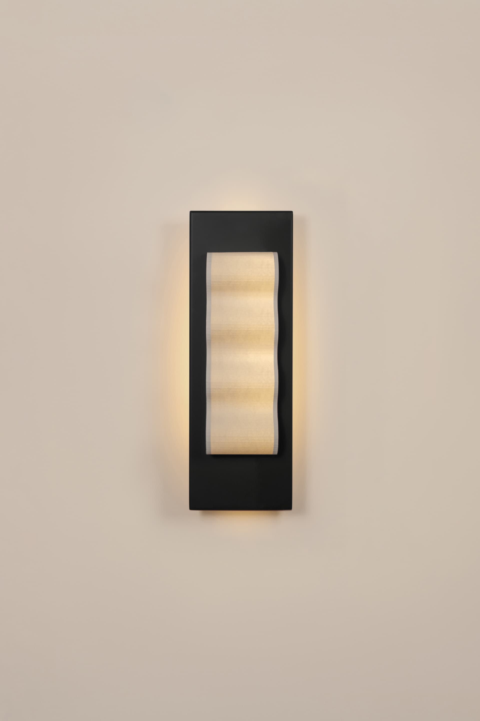 Wall lamp Frame Slim M black, Violaine d'Harcourt - 394001