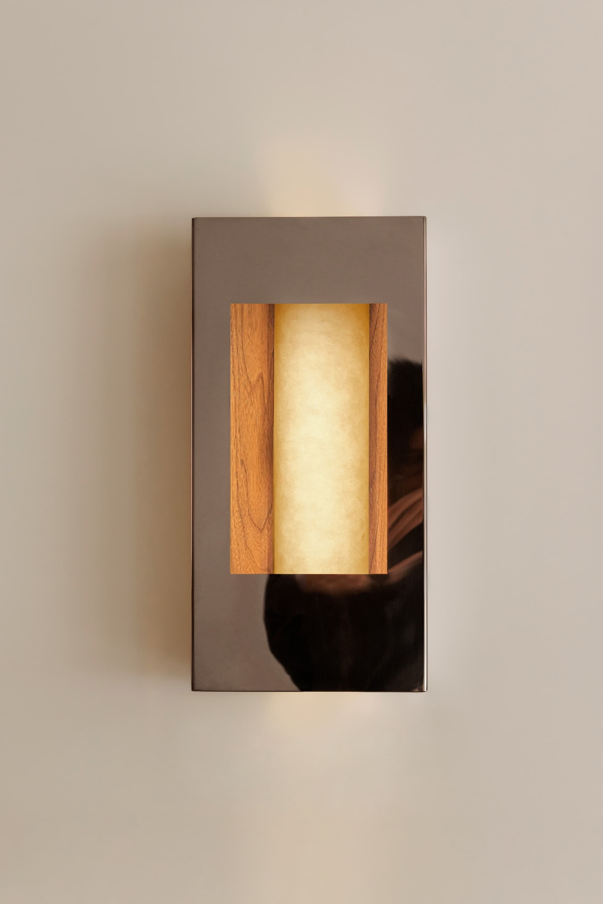 Archi wall light, walnut, Violaine d'Harcourt - 394086