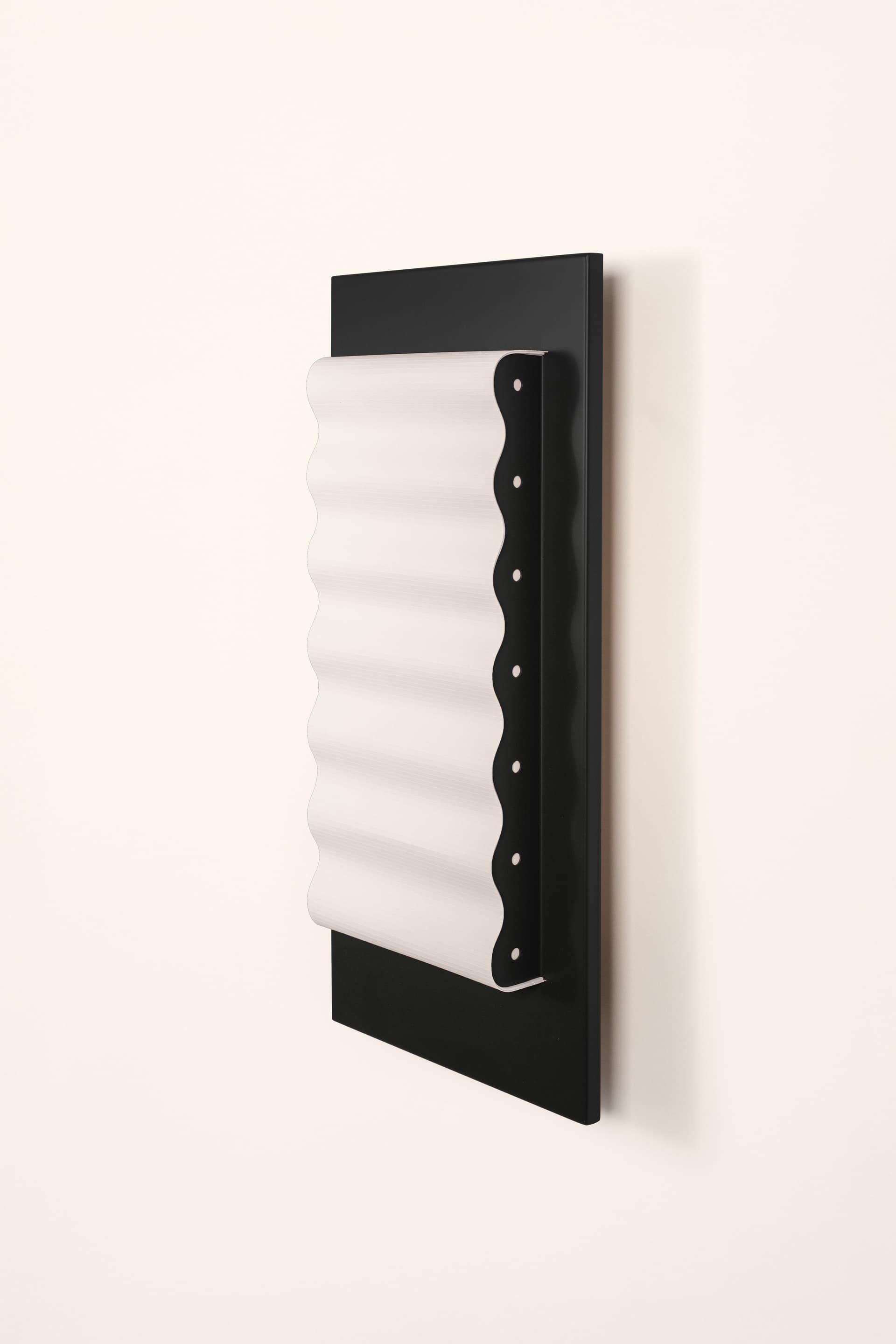 Wall light Frame L black, Violaine d'Harcourt - 394107