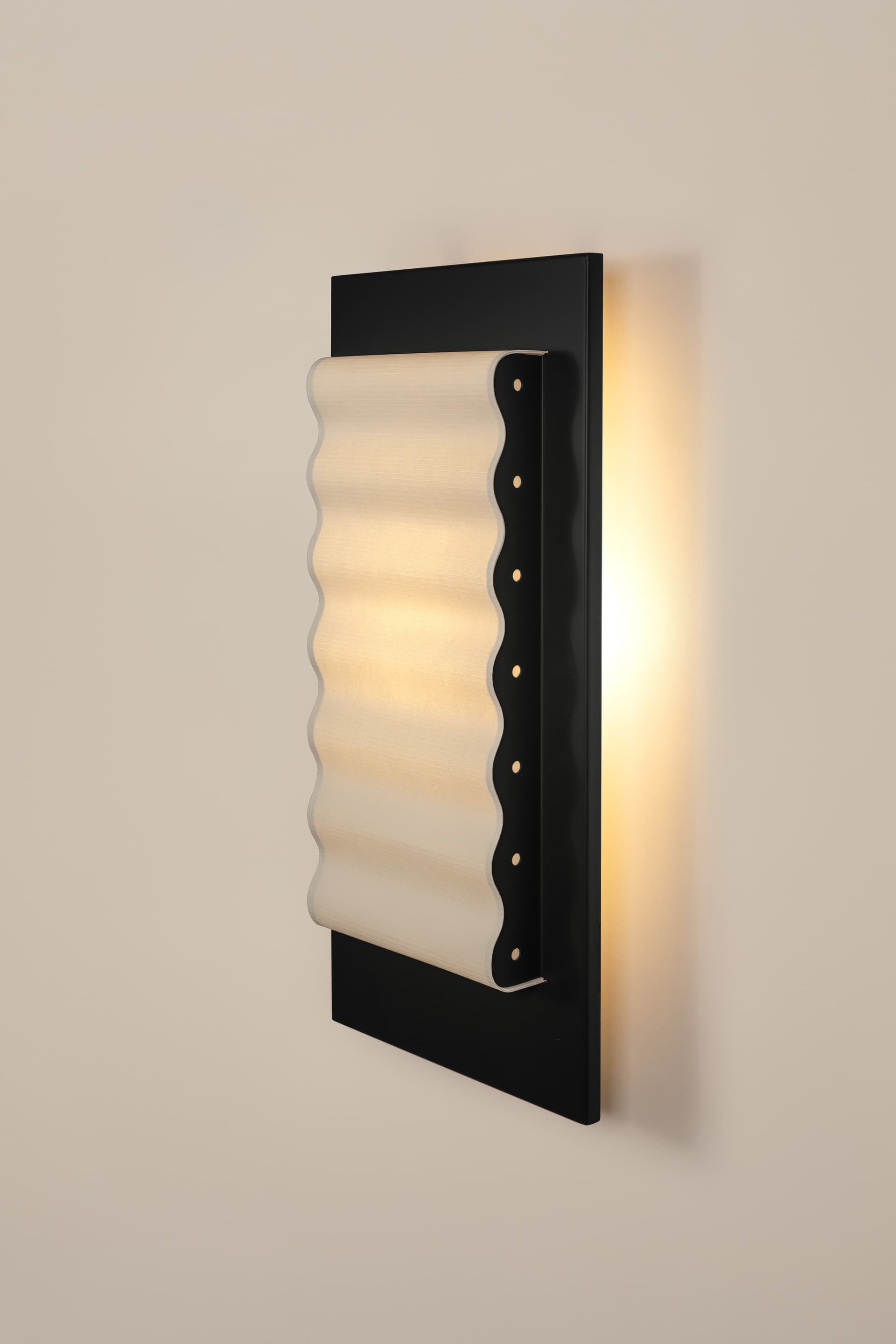 Wall light Frame L black, Violaine d'Harcourt - 394108