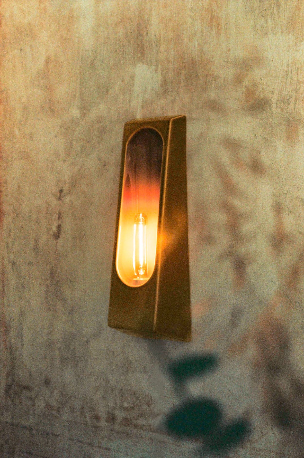 Alcove yellow wall light, Violaine d'Harcourt - 394204