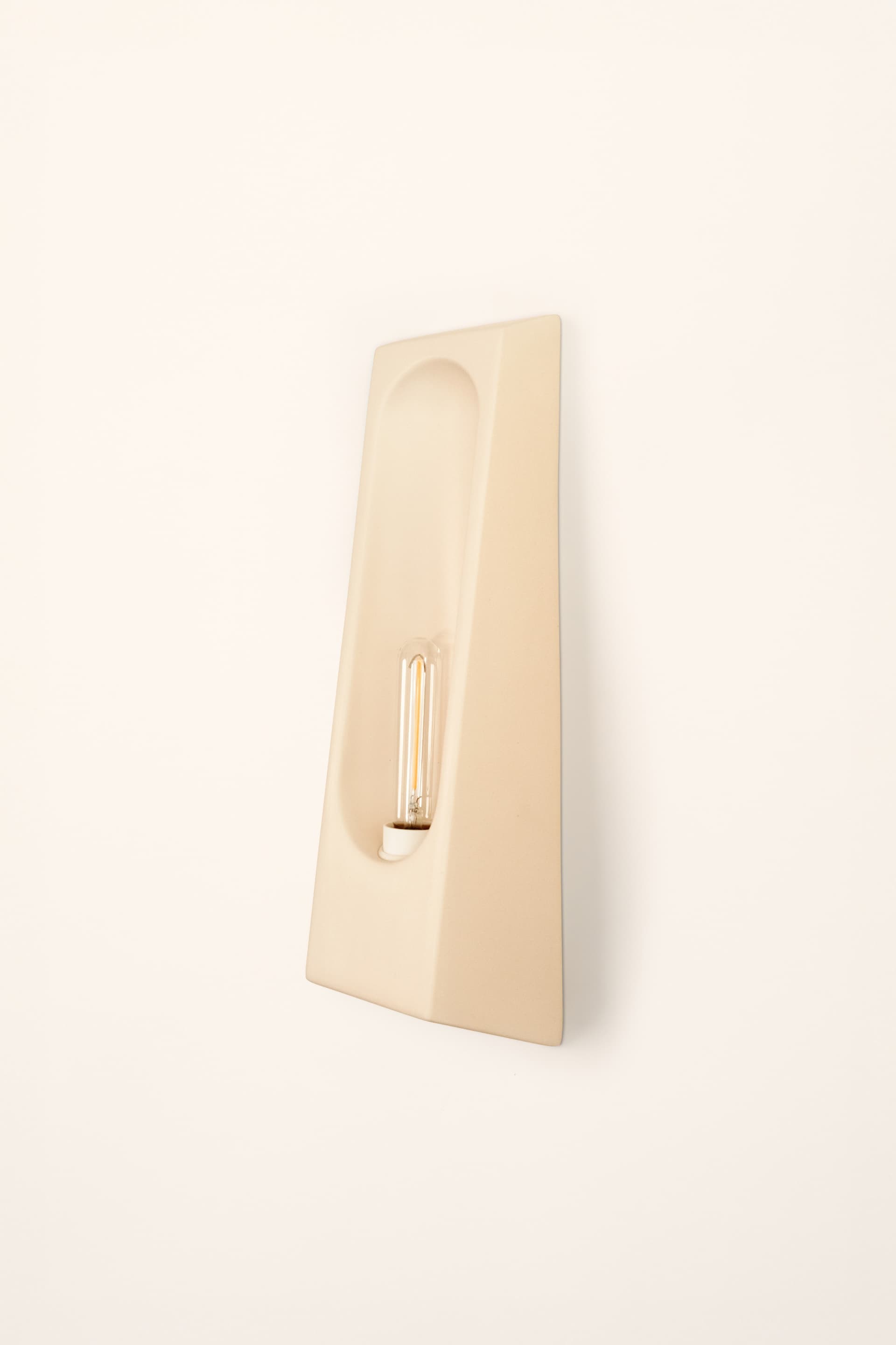 Wall sconce Alcove off-white, Violaine d'Harcourt - 394217