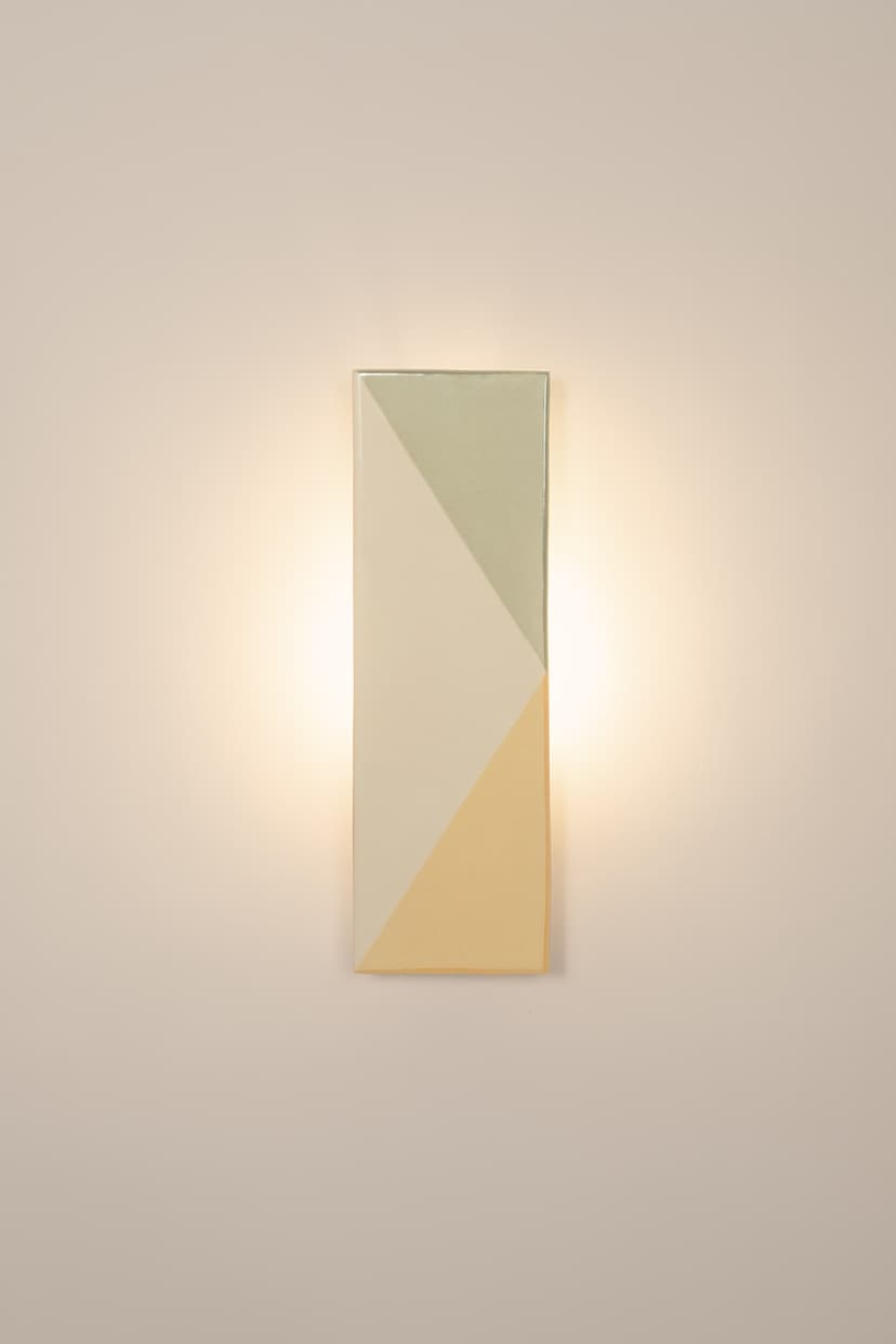 Kinkiet Tile VJ, Violaine d'Harcourt