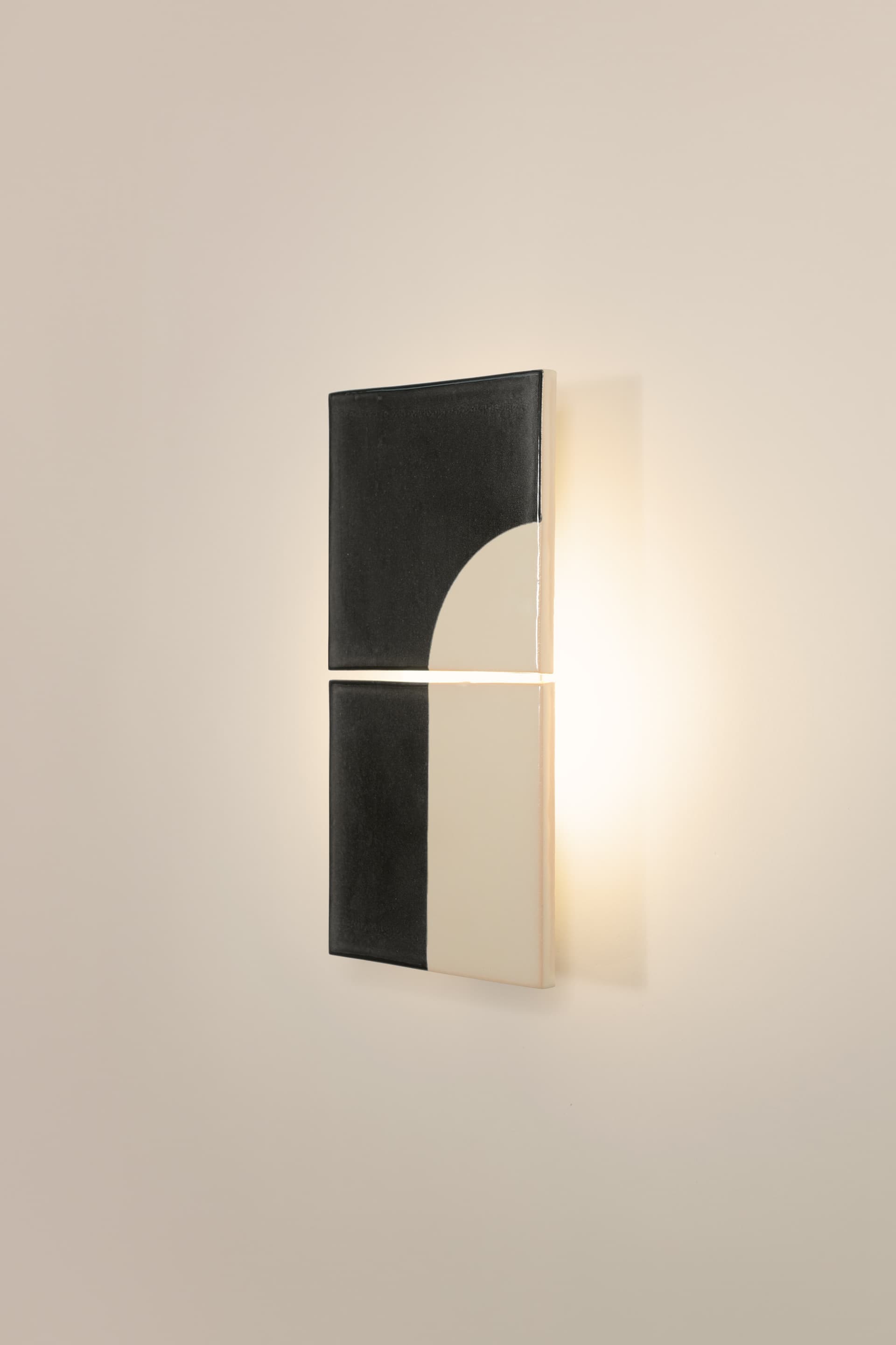 Tiles Door N Wall Light, Violaine d'Harcourt - 394284