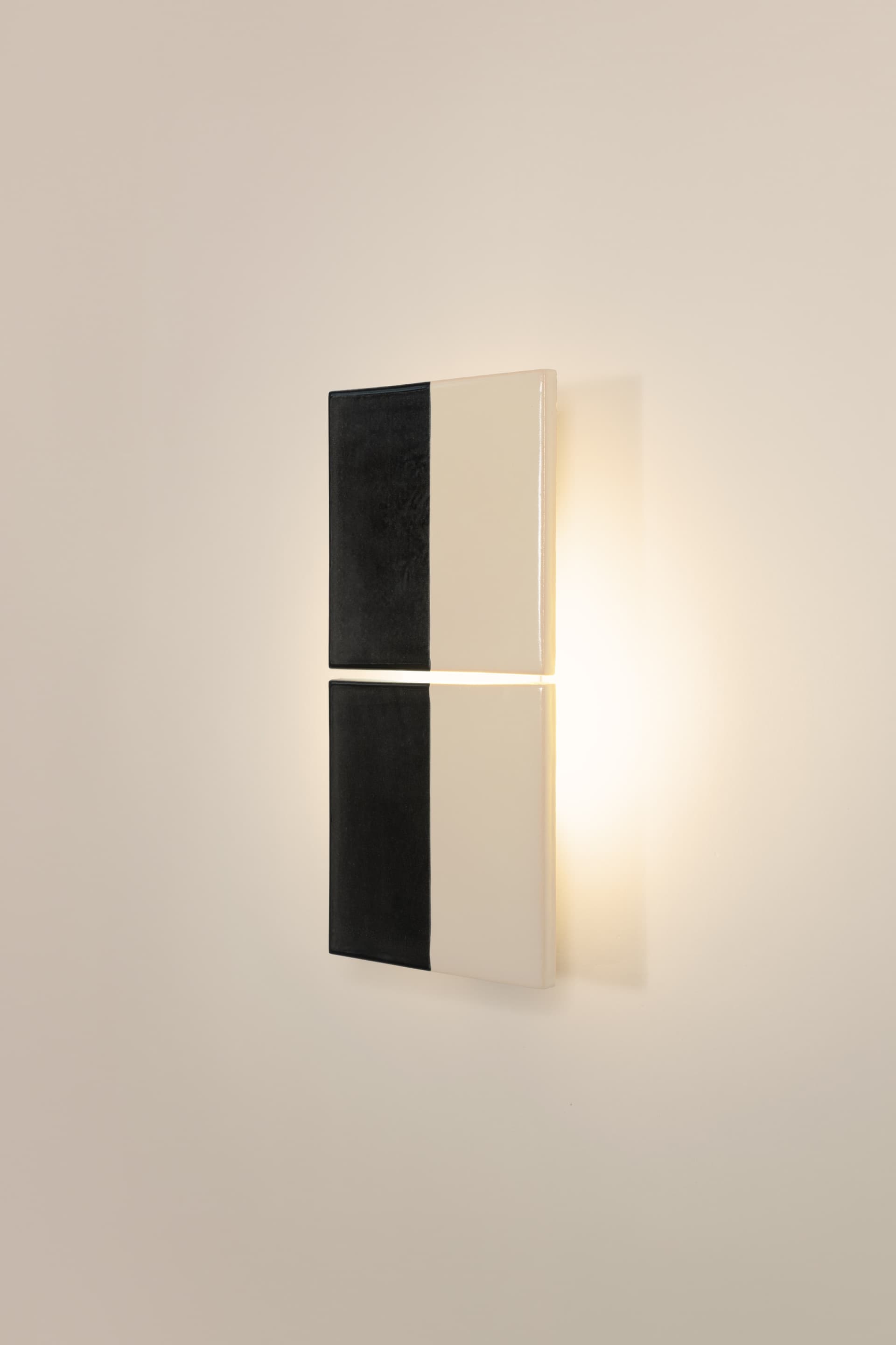 Tiles Door N Wall Light, Violaine d'Harcourt - 394314
