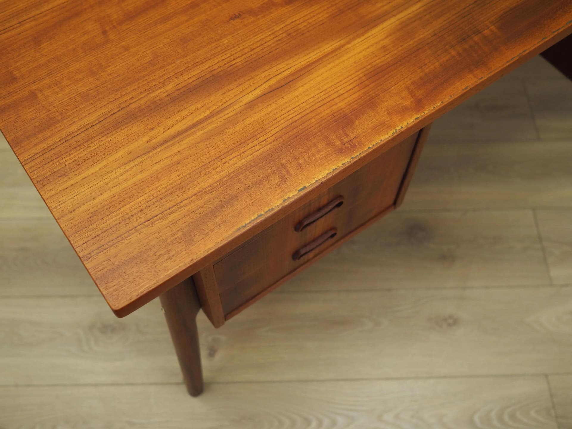 Biurko, teak pomarańczowy, Dania, lata 60. - 36157