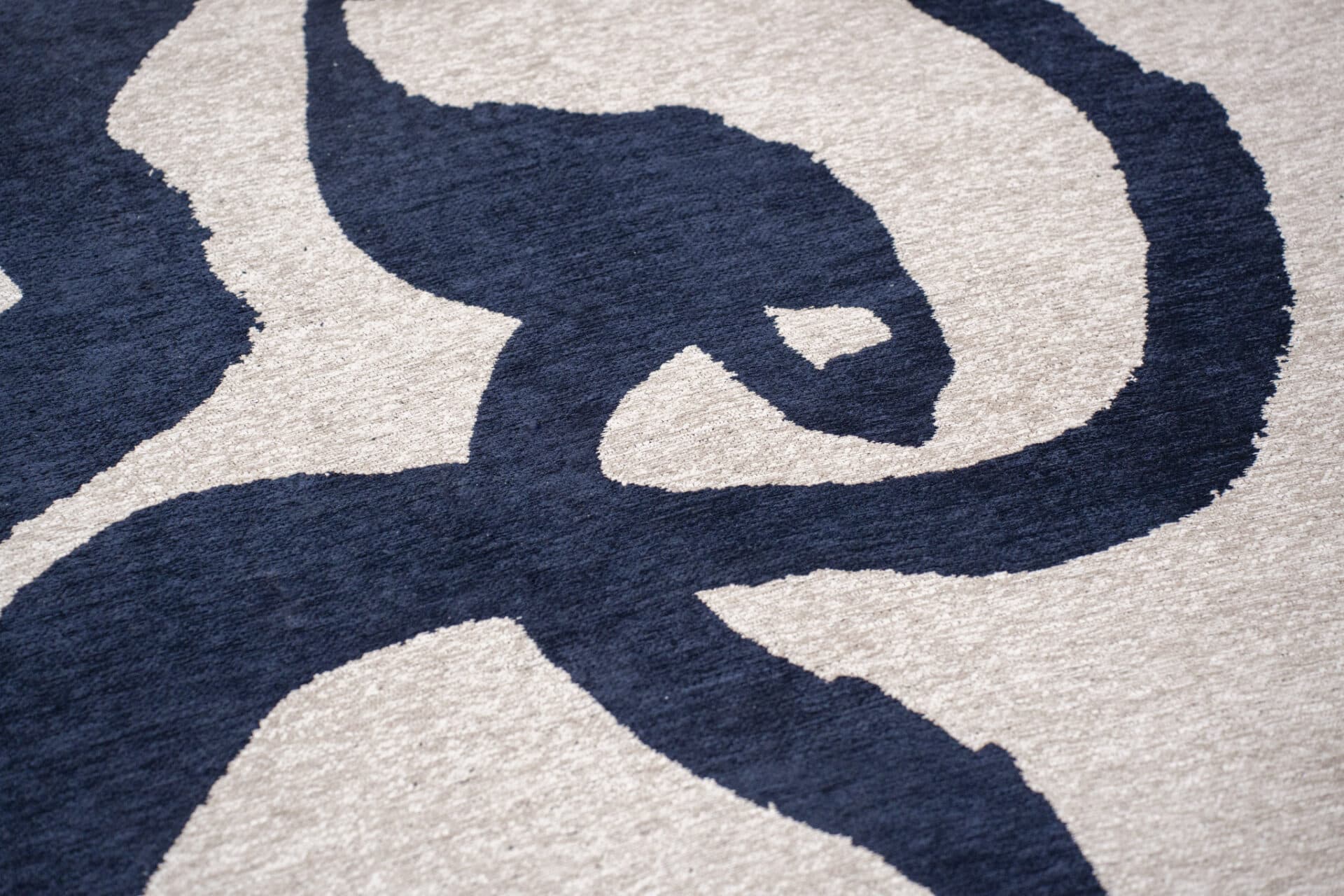 Rug Ribbon Sea Ink 200x280 cm navy blue, white, Louis De Poortere - 52839