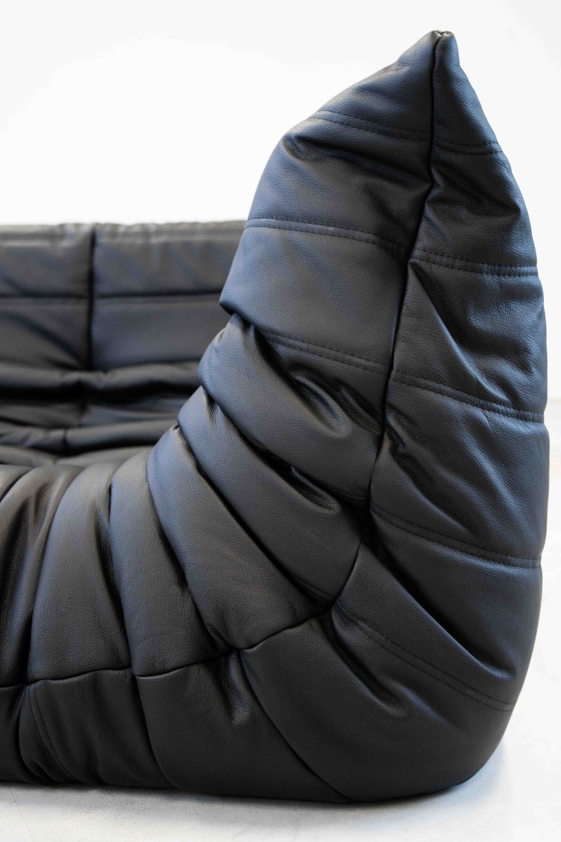 Sofa Togo z podłokietnikami, skóra czarna madras - 298988