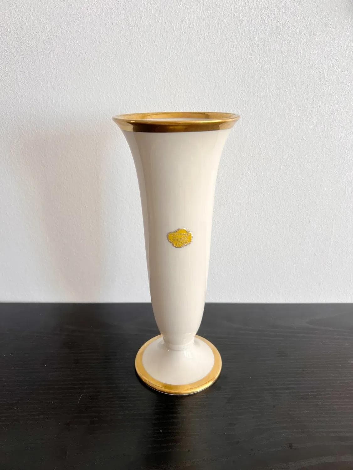 Wazon modernistyczny, ecru, porcelana, Niemcy, lata 60. - 73318