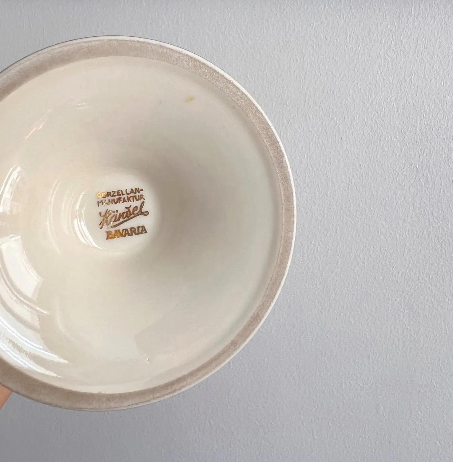 Wazon modernistyczny, ecru, porcelana, Niemcy, lata 60. - 73319