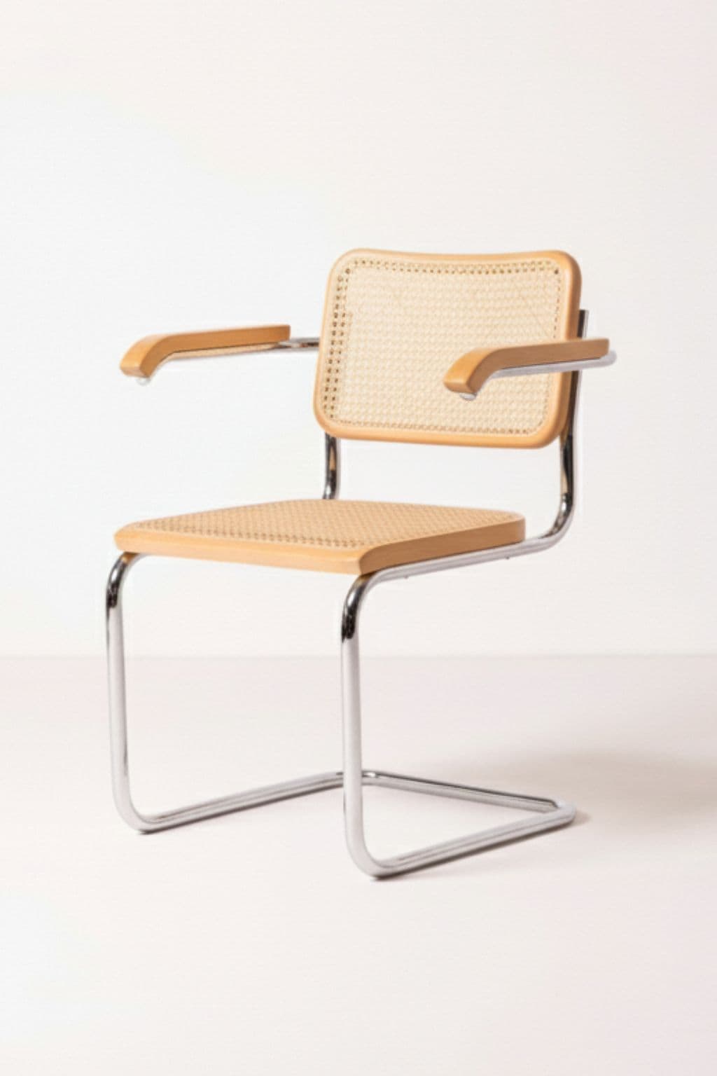 Krzesło z giętej stali z podłokietnikami wg proj. M.Breuer, Bauhaus, naturalny buk - 130394