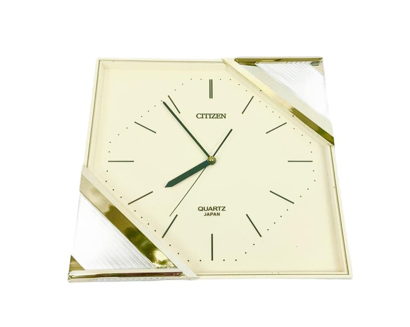 Wall clock Citizen, golden ivory, plastic, Japan, 1980s.