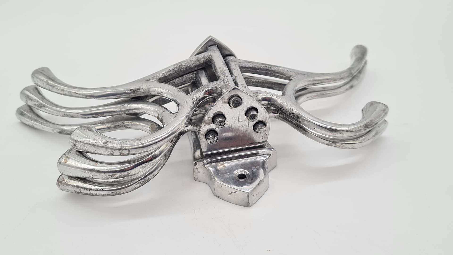 Vintage wieszak ścienny z aluminium | regulowane ramiona | styl industrial / mid-century - 185823