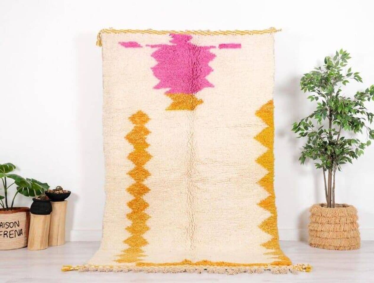 Ręcznie tkany dywan 150x250 cm, wełna, kremowy, różowy, ochra, Maroko - 205169