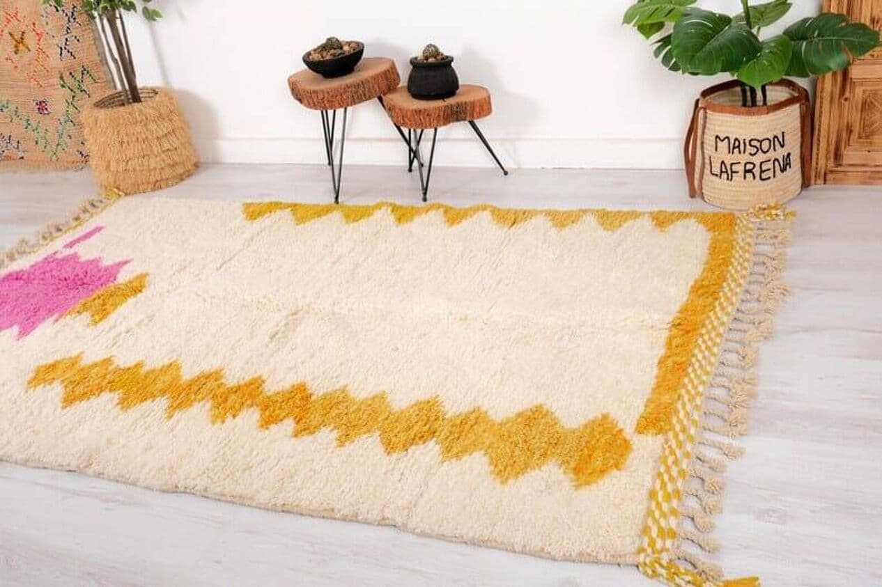 Ręcznie tkany dywan 150x250 cm, wełna, kremowy, różowy, ochra, Maroko - 205171