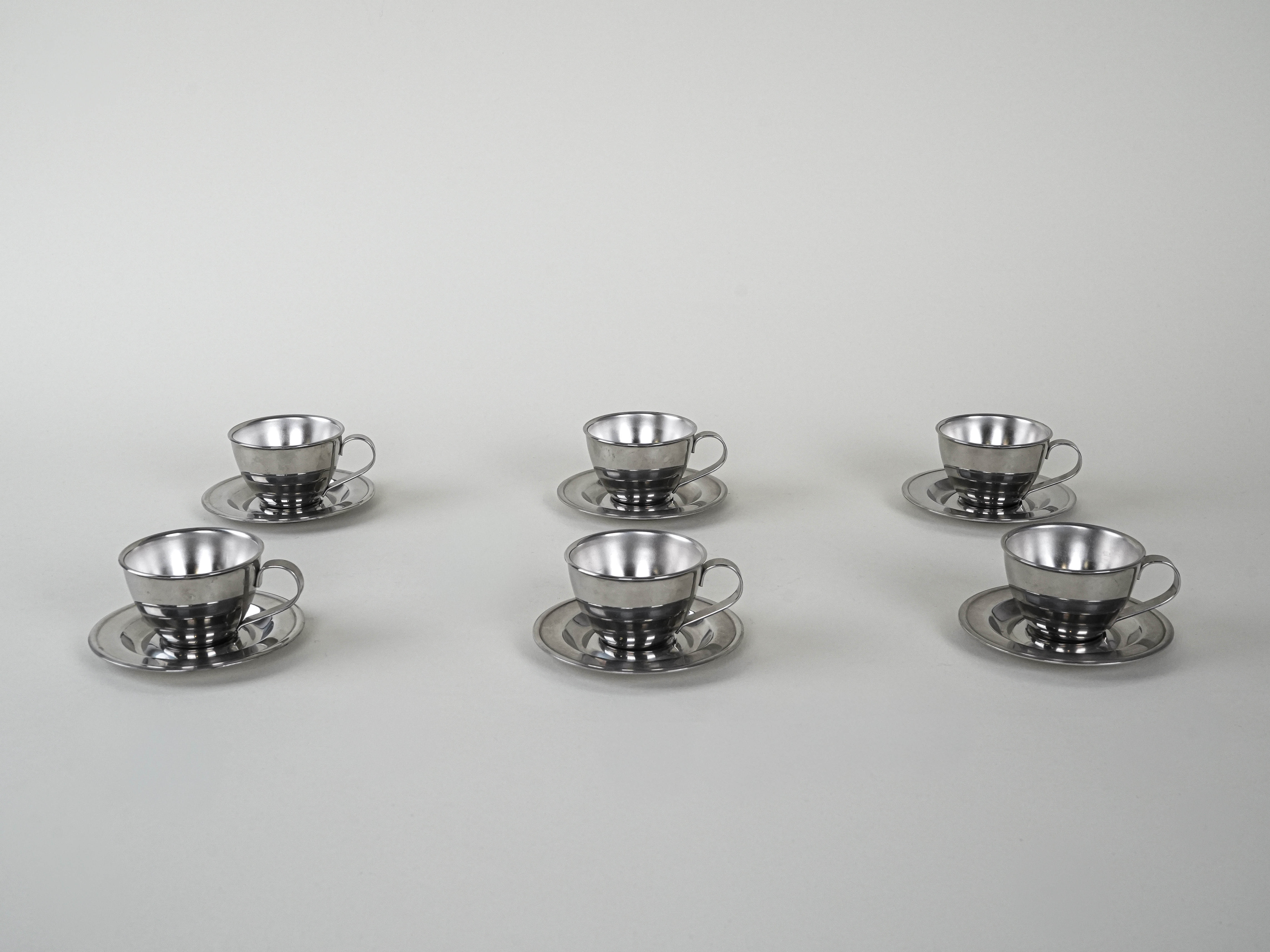 Set of cups, silver, stainless steel, Italy, 1980s. - Cups & Saucers