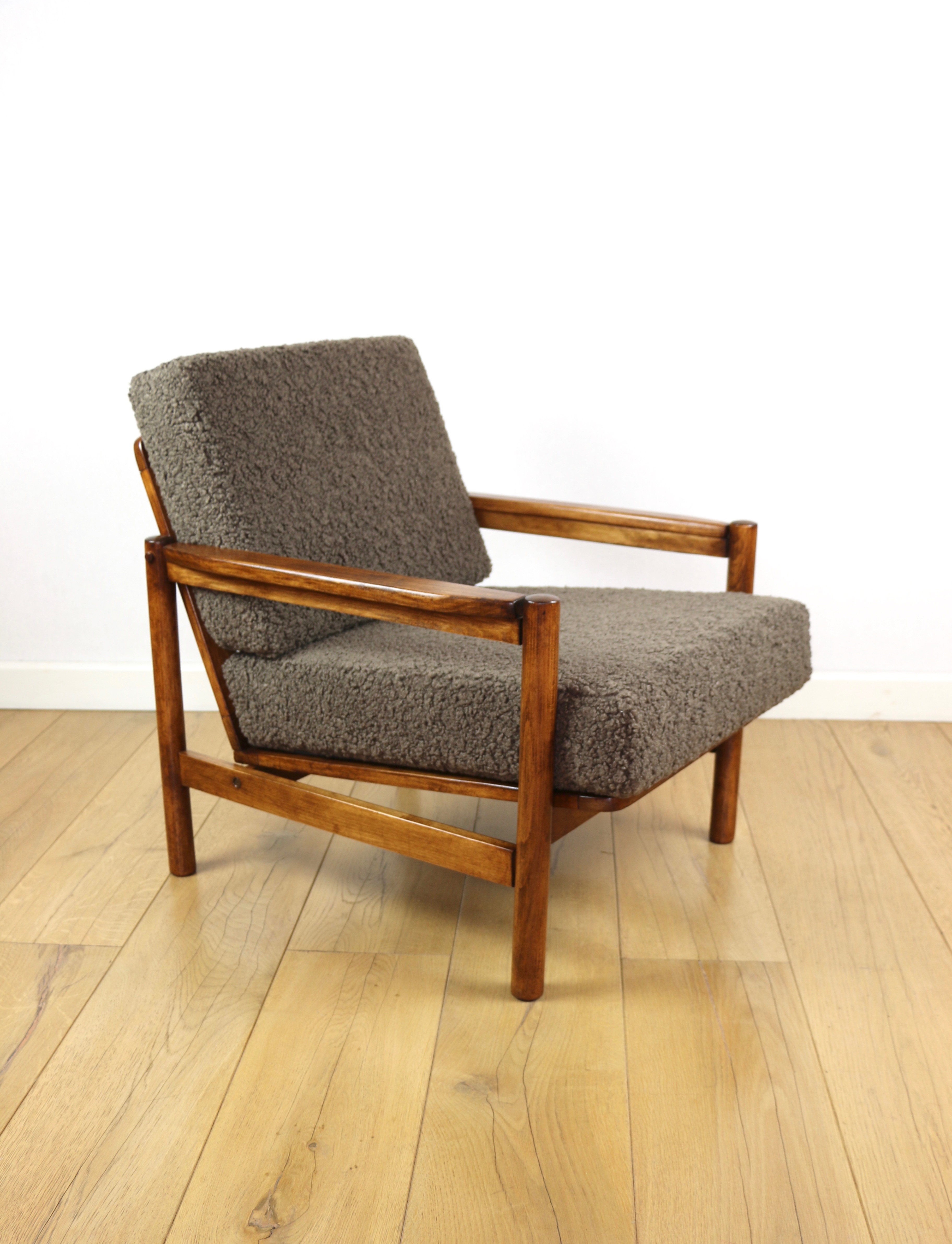Armchair, brown, bouclé, wood, by Z. Bączyk, 1970s - Armchairs